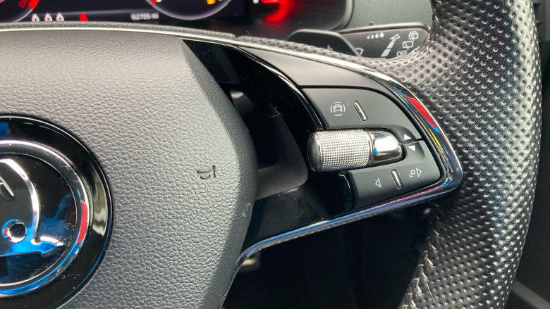 Skoda Karoq 1.5 TSI Sport Line 5dr DSG Petrol Estate